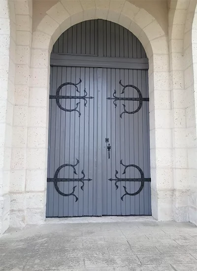 peinture-porte-eglise